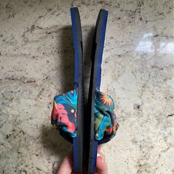 Havianas $42 St. Tropez Flip Flops Womens 9 NWOT - Picture 7 of 15